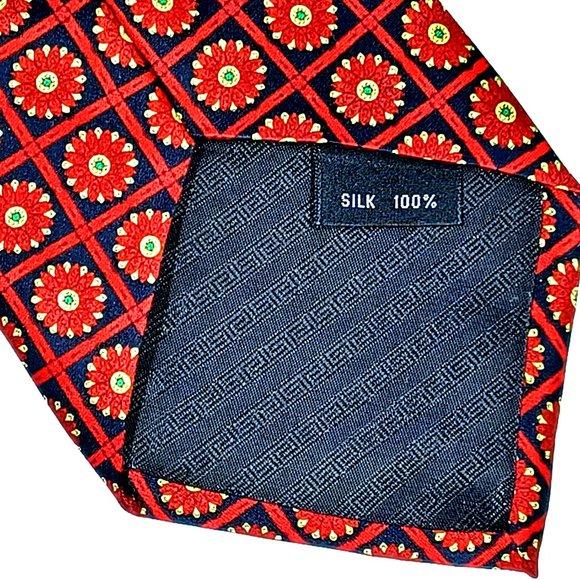 Rudee Ricco Silk Geometric Necktie Red and Black Italian Design 60 Inches Long - Picture 3 of 4